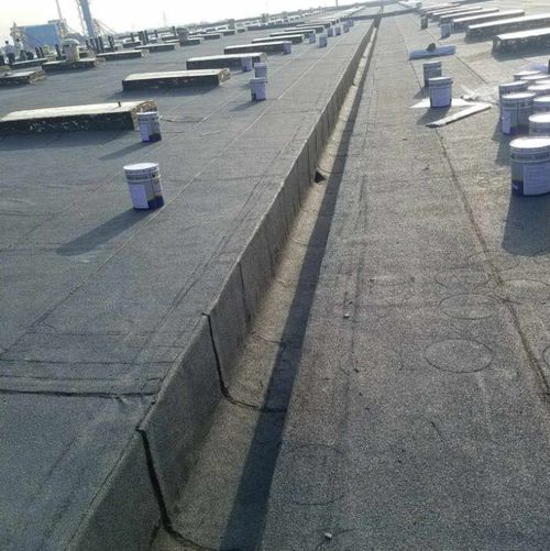 如何選擇優(yōu)質的防水涂料與建筑防水卷材產品